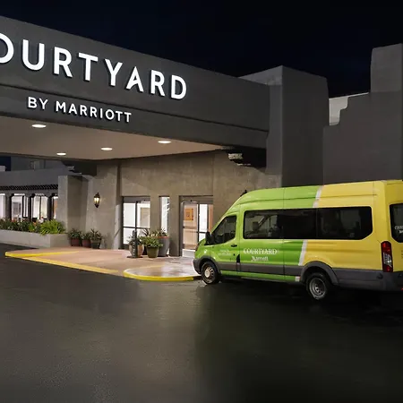 Courtyard 3* Santa Fe
